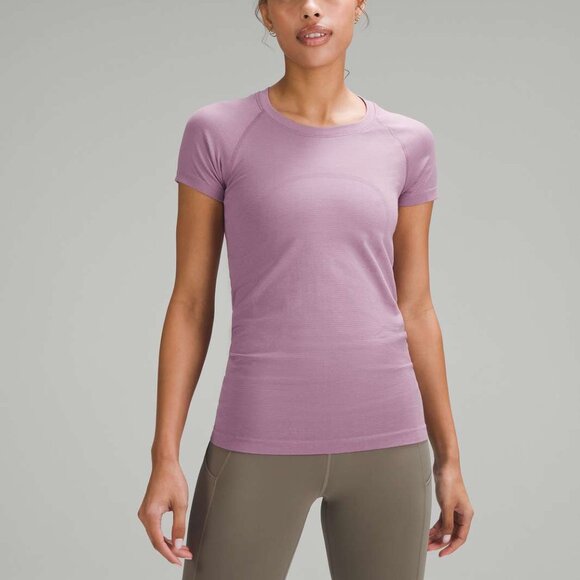 NWT Lululemon Swiftly Tech Short Sleeve 2.0, Sz 6, Velvet Dust - Picture 1 of 7